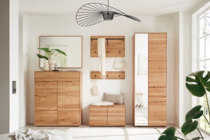 KM-0663 von GK Möbelvertrieb - Garderobe in Wildeiche massiv & geölt