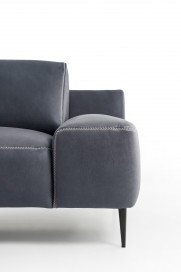 Forma-LE25 von designwerk - 2,5-Sitzer stone