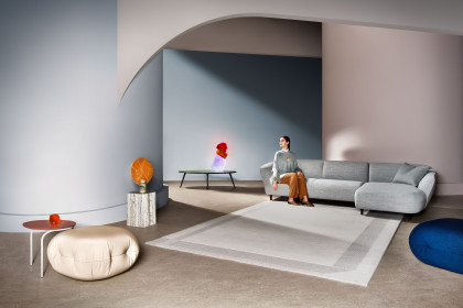 Turia von Pode - Designersofa Ausführung rechts light-grey