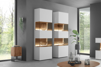 Torido von Hartmann - Vitrine 0051 Lack weiß/ Riffeiche