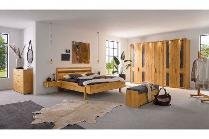 Incasa Albero von Decker - Schlafzimmer-Einrichtung Wildeiche mit Schiefer-Akzenten