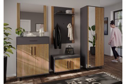 Stella-Foyer von Elfo Möbel - Garderobe mit Akustikpaneel in Eiche