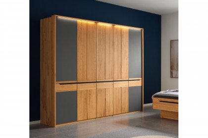 Incasa Onema von Decker - Kleiderschrank Kernbuche - Glas grau mit Griffausfräsungen