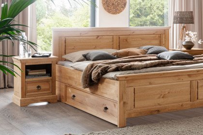 SZ-0079 von GK Möbelvertrieb - Landhaus-Nachtkommode Kiefer